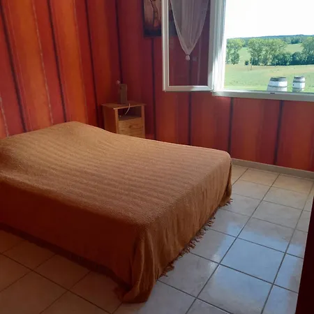 Maison Chaleureuse En Pleine Nature Avec Piscine Prive