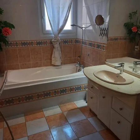 Ferienhaus Maison Chaleureuse En Pleine Nature Avec Piscine Prive *